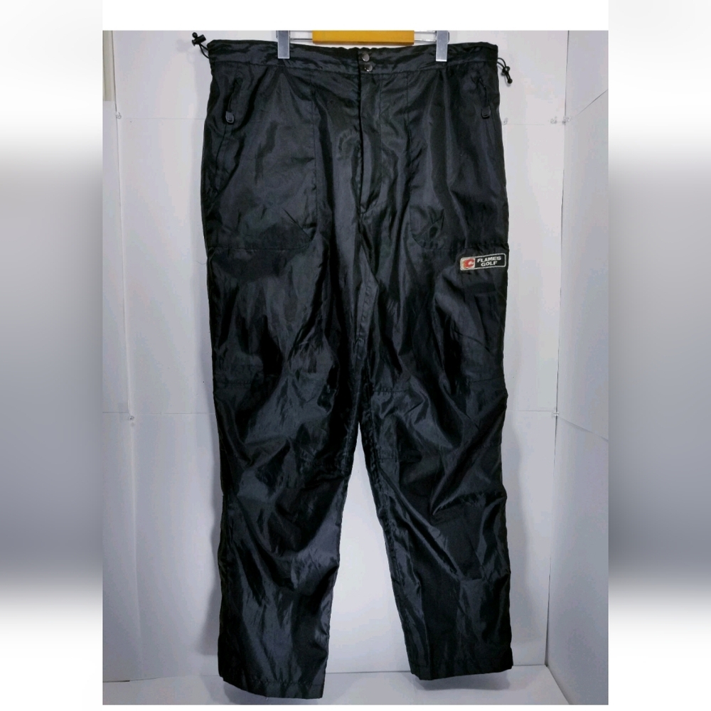 Calgary Flames Golf Size XL Athletic Pants Golf Pants by Mondetta Sport Black